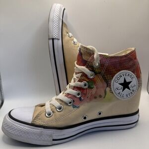 Converse Chuck Taylor All Star 2 Shoes Womens Size 7 Floral Wedge 554454C